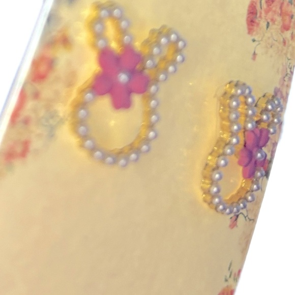 Floral Pearl Bunny Pierced Earrings - Picture 4 of 5